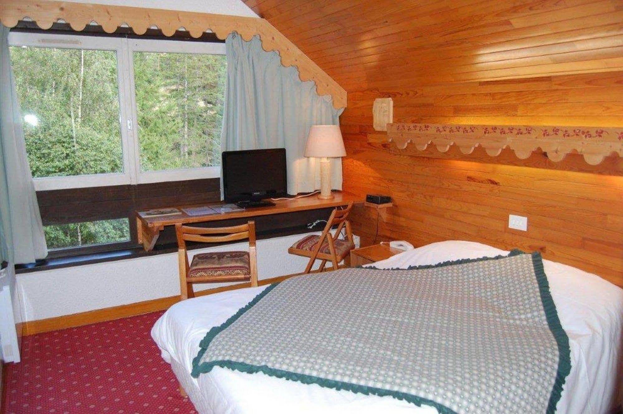Hotel Ecureuil 바르스 외부 사진