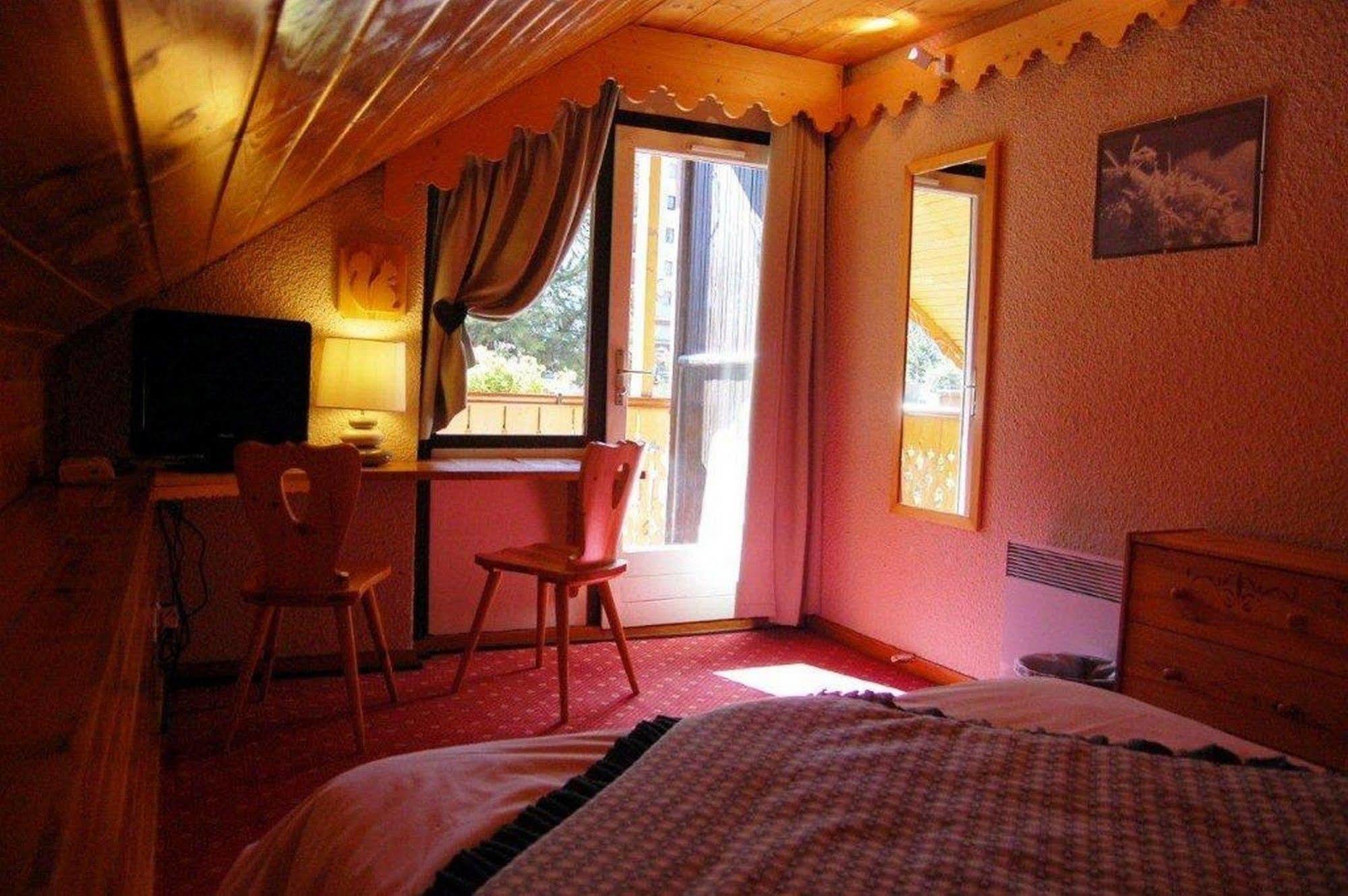 Hotel Ecureuil 바르스 외부 사진